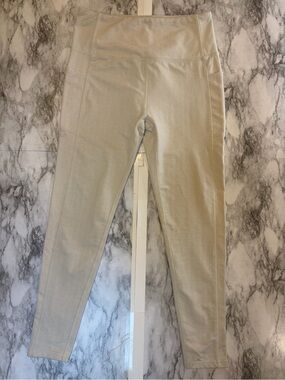 Kyodan Beige Textured Outdoor Cream athletic Leggings Size M